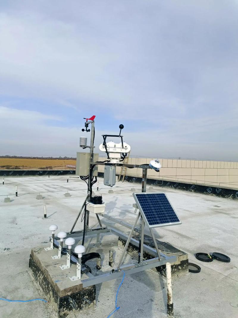 光伏電站屋頂式環境檢測儀 綠色能源站點的智能“哨兵”