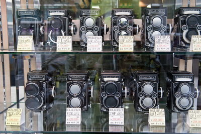 Rolleiflex工廠清盤大甩賣 千張珍貴照片揭秘照相機與儀器百年傳承